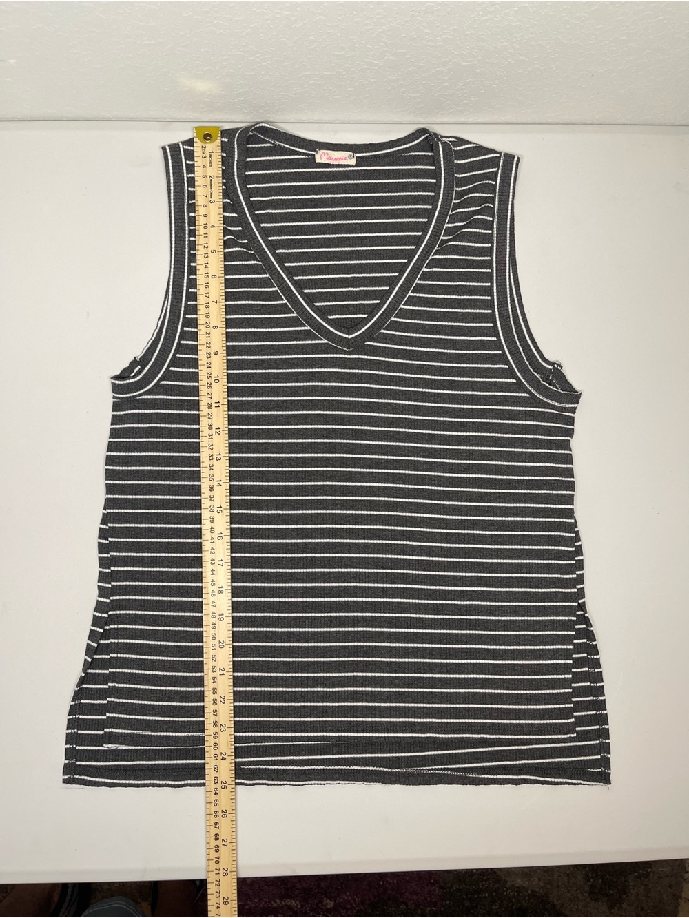 Maronie Gray White Striped Ribbed Lounge Pajama Set 2pc Tank Shorts Size Small - Picture 9 of 16